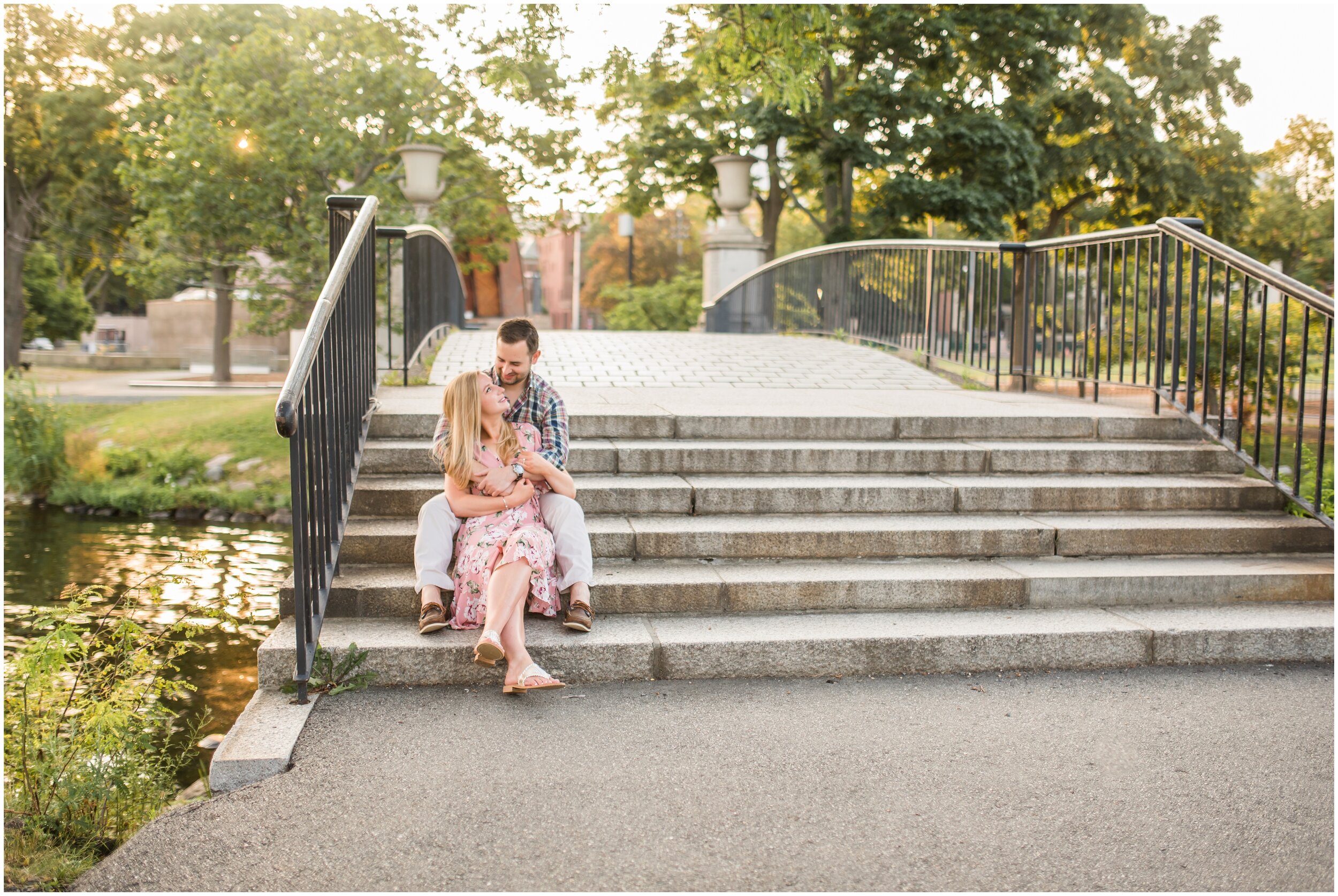 beacon-hill-engagement-photos_0008.jpg