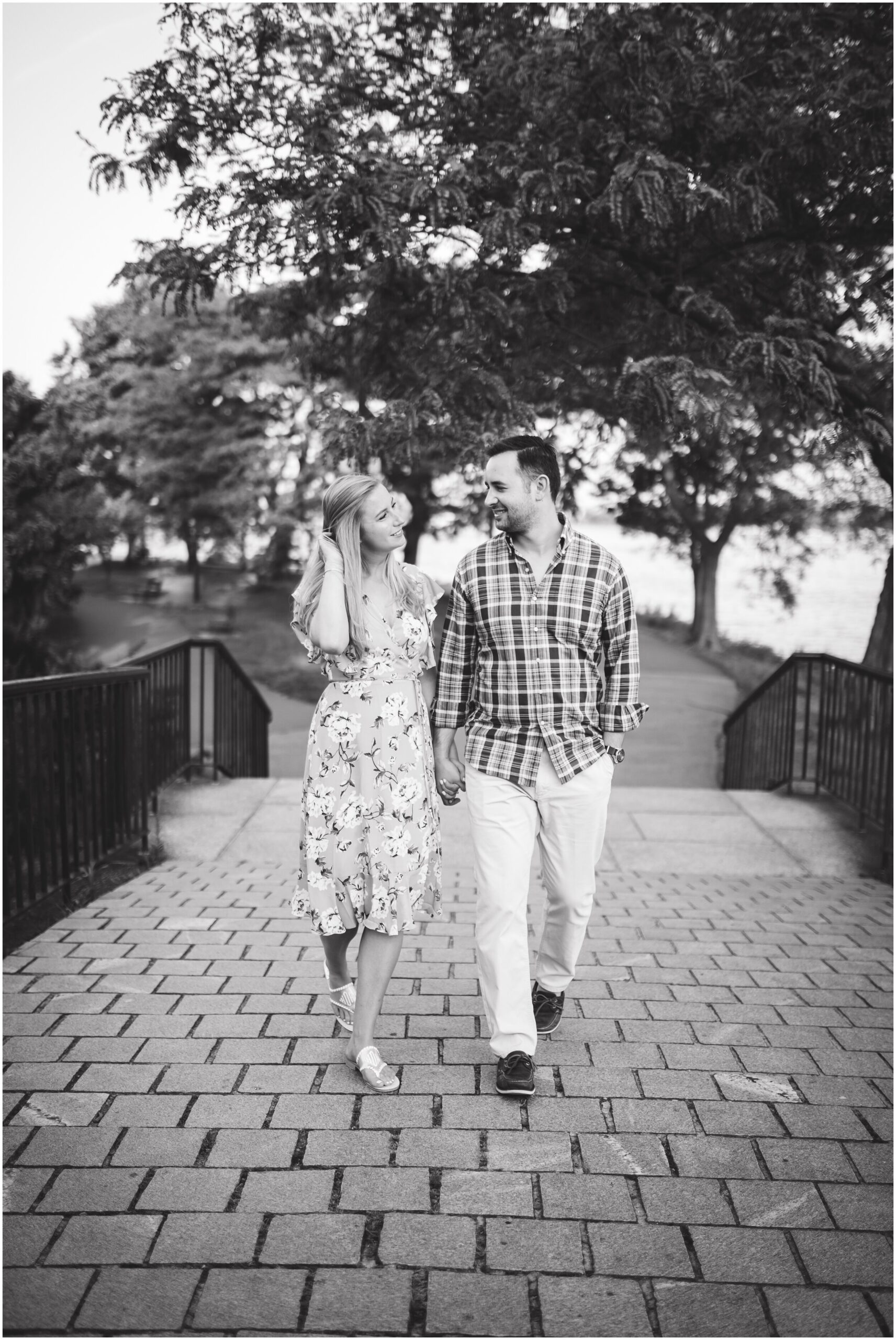 beacon-hill-engagement-photos_0010.jpg