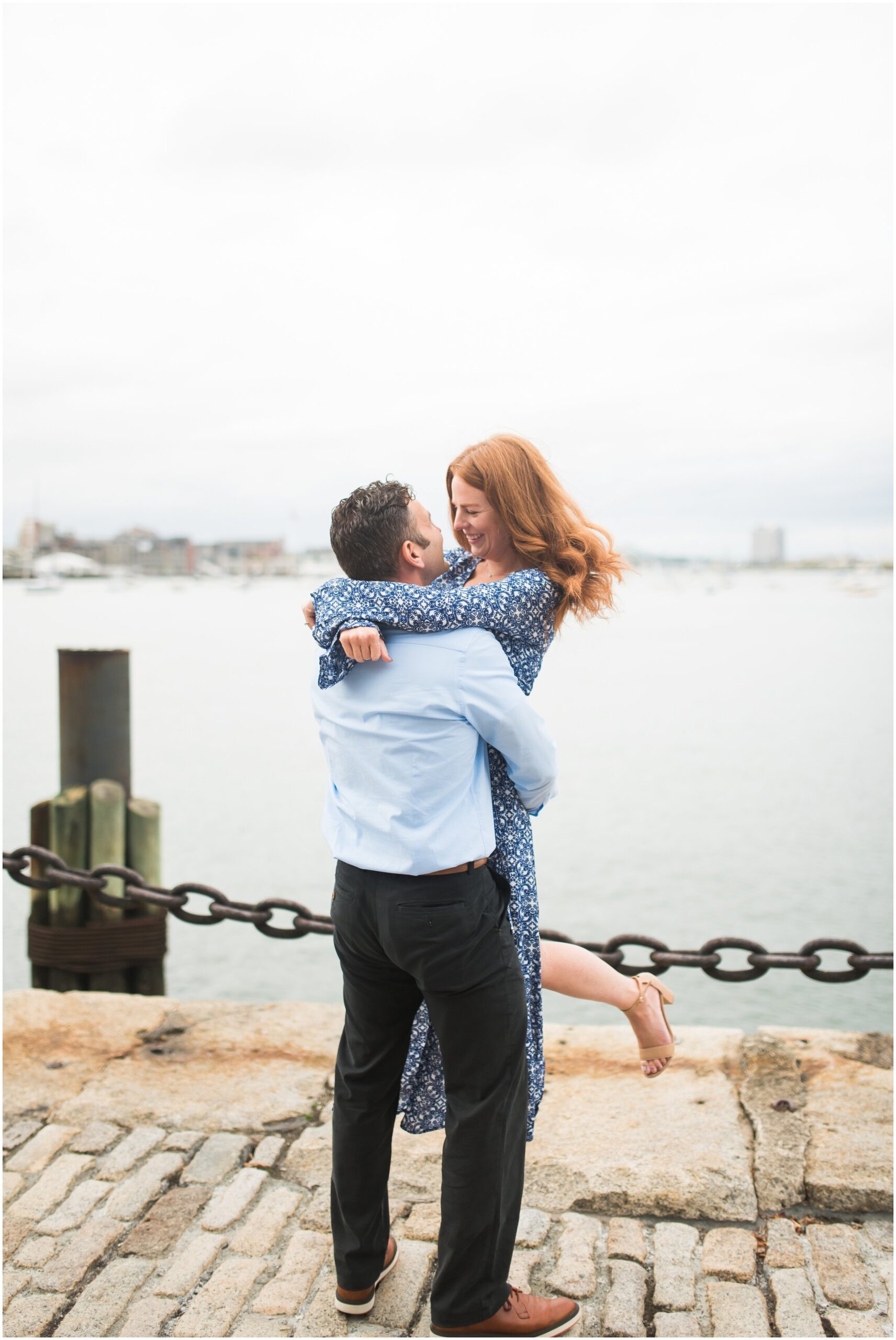 boston-seaport-engagement-photos_0017.jpg