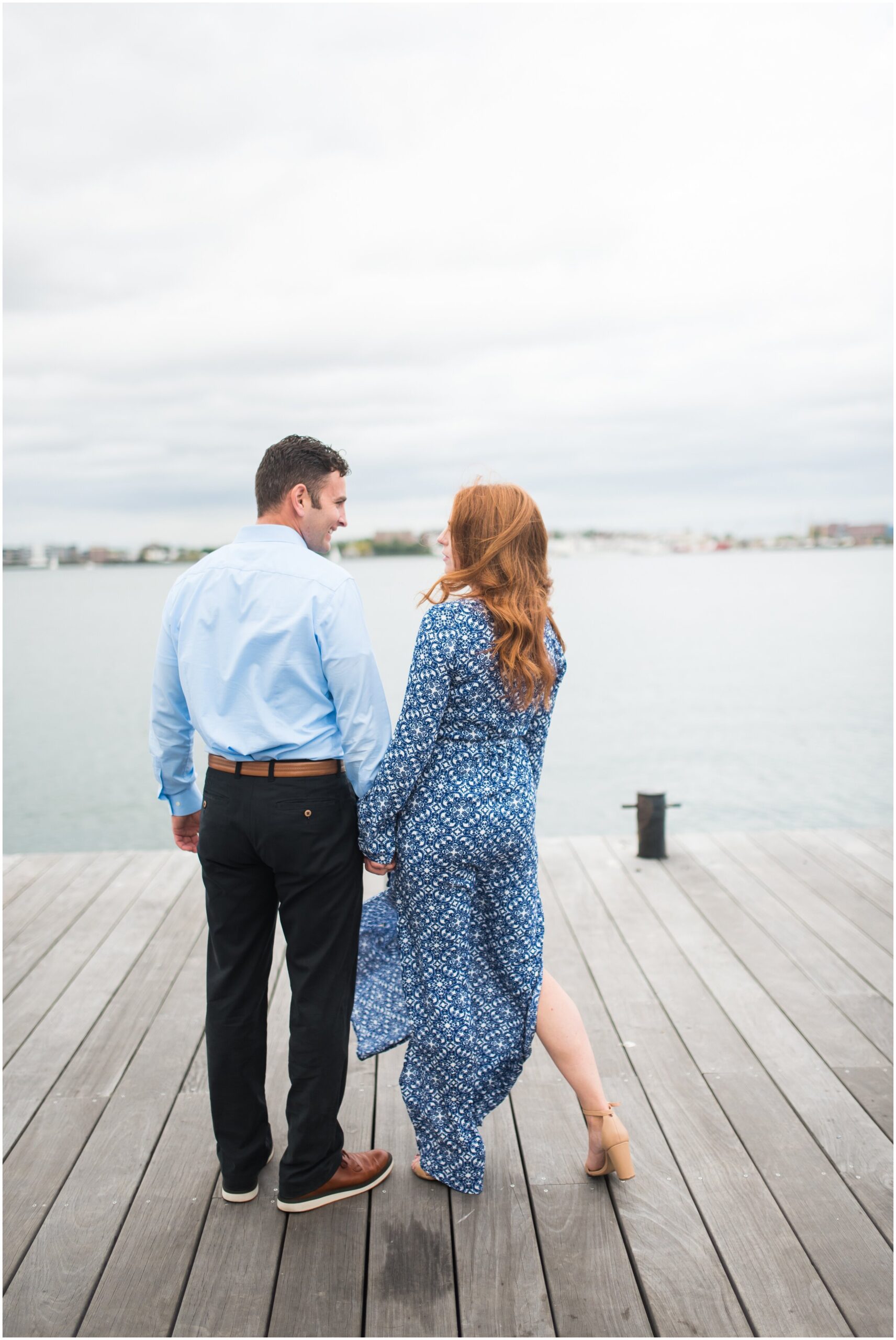 boston-seaport-engagement-photos_0019.jpg