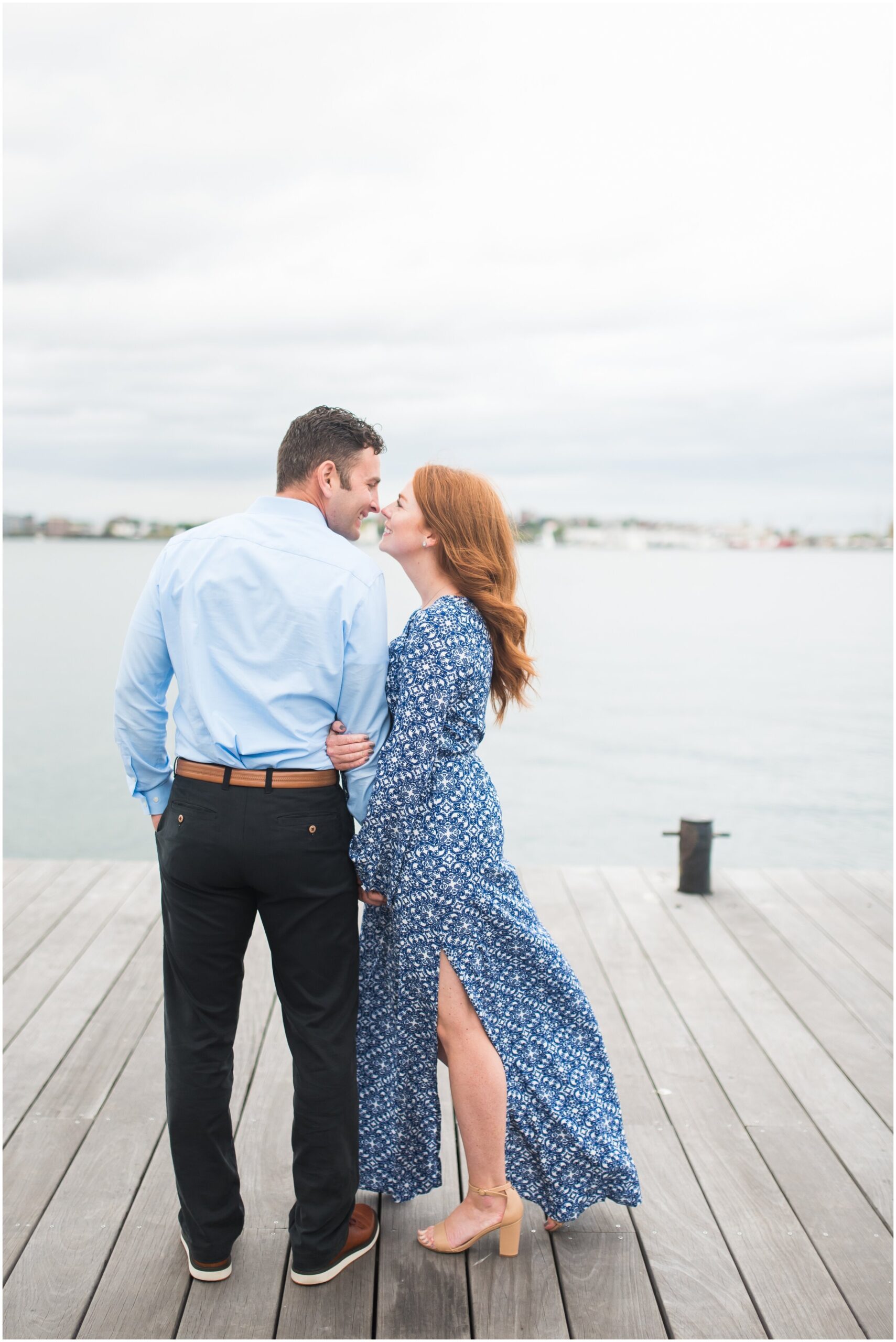 boston-seaport-engagement-photos_0020.jpg