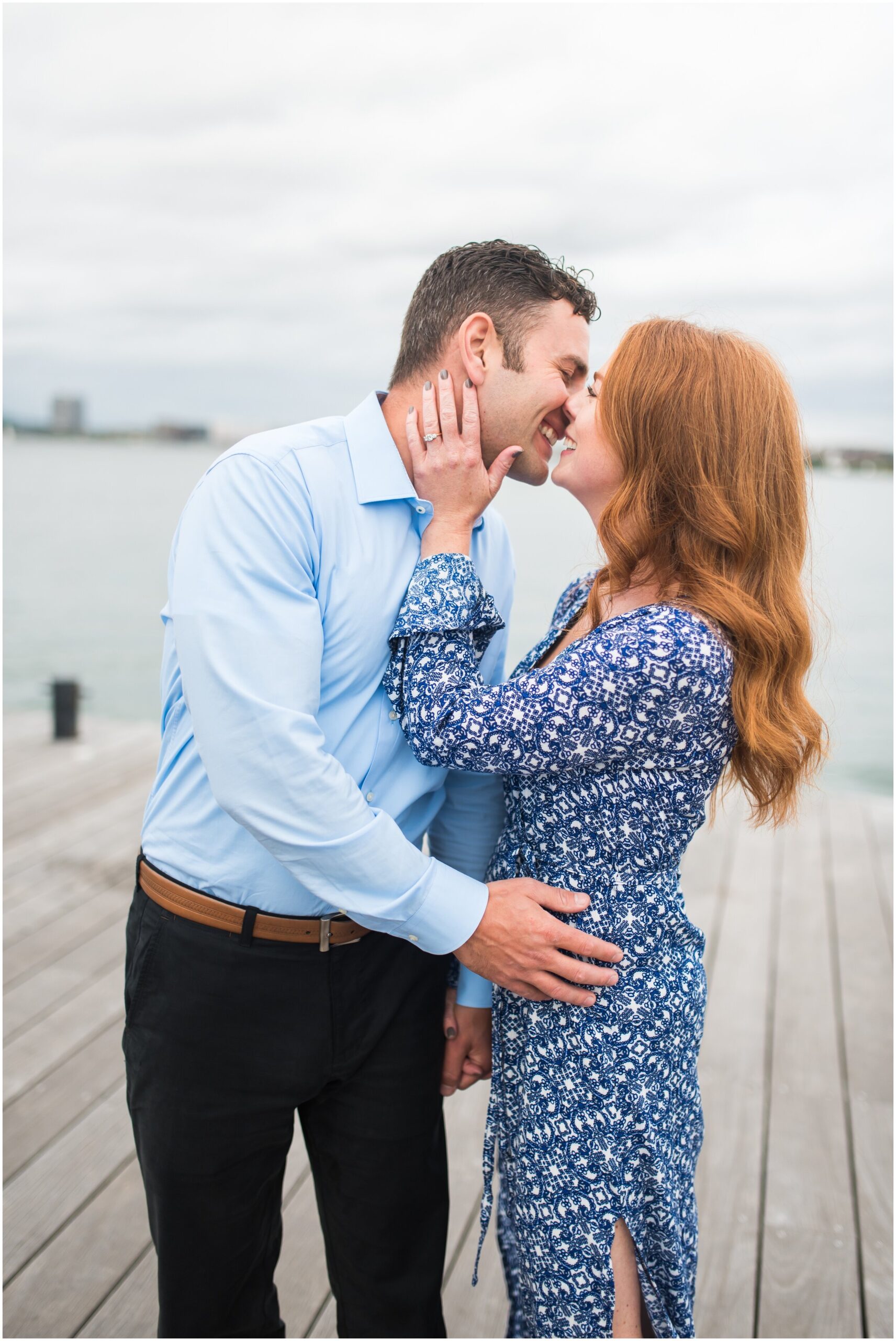 boston-seaport-engagement-photos_0021.jpg
