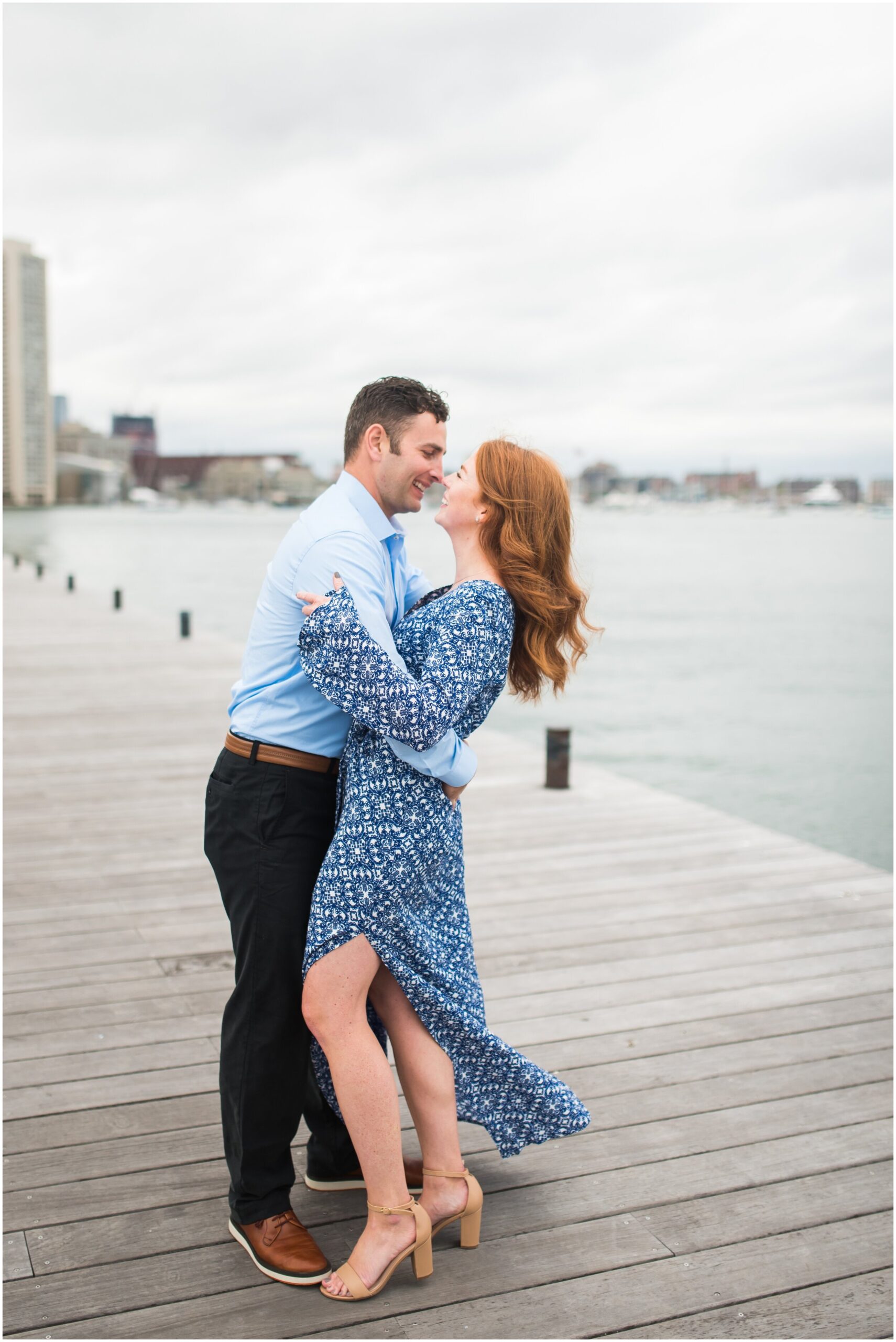boston-seaport-engagement-photos_0023.jpg