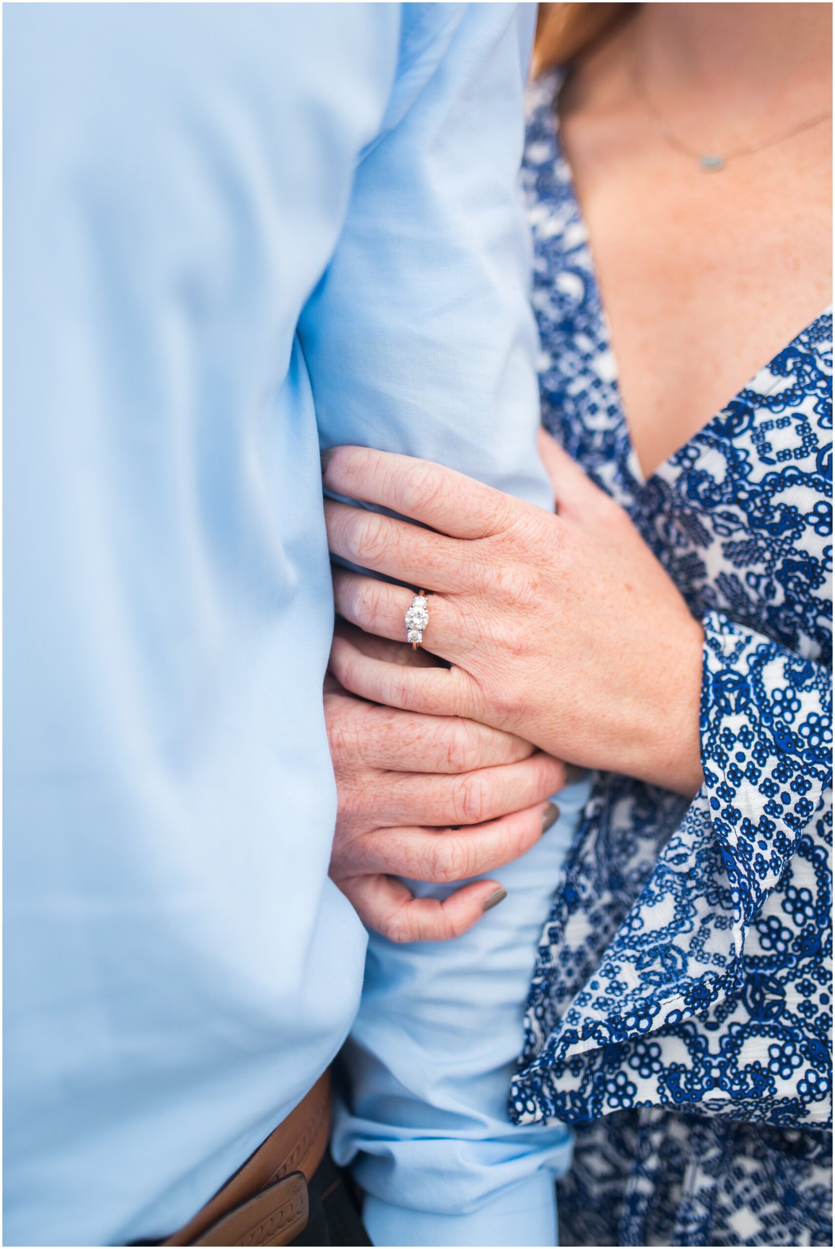 boston-seaport-engagement-photos_0030.jpg