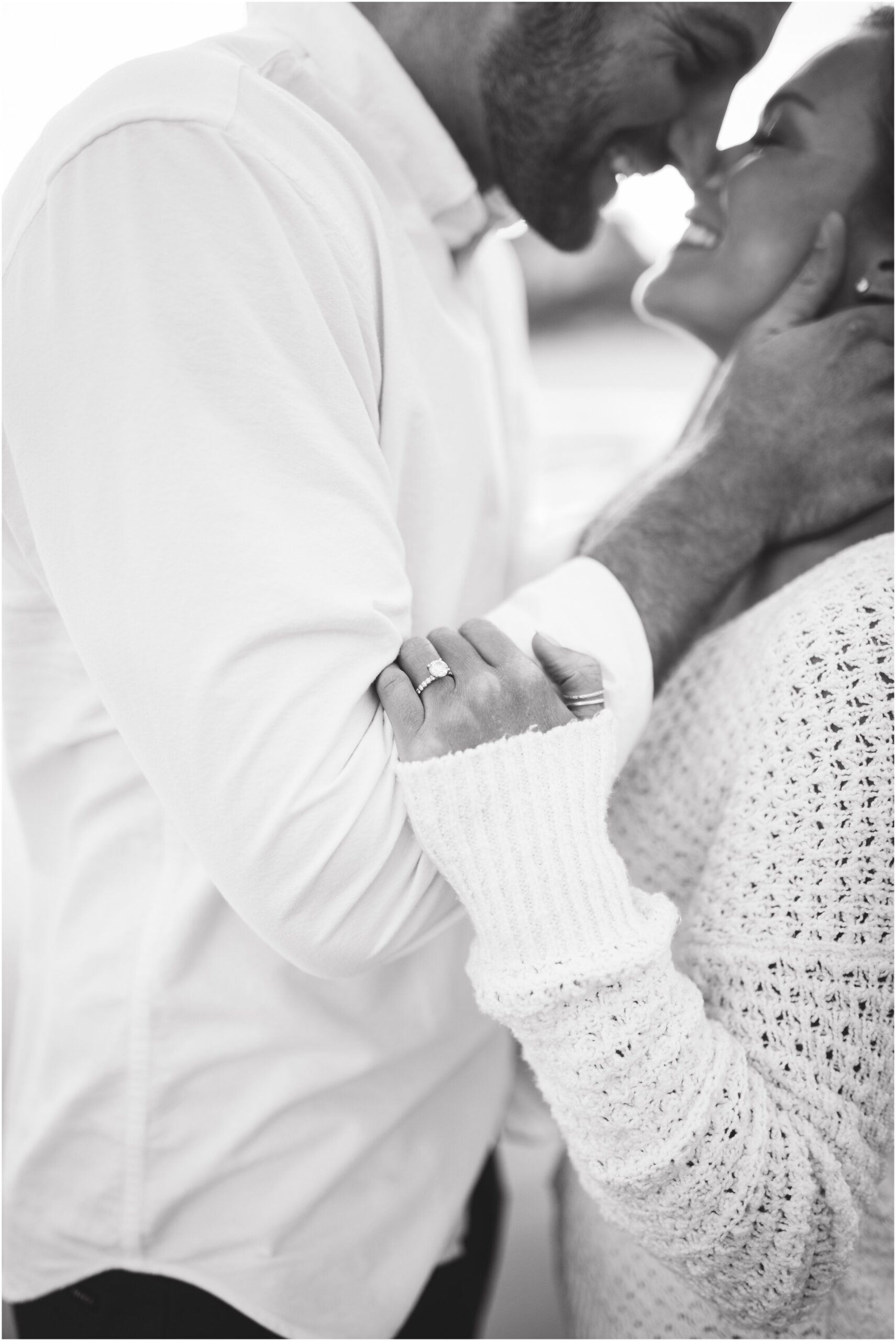 singing-beach-engagement-photos_0009.jpg