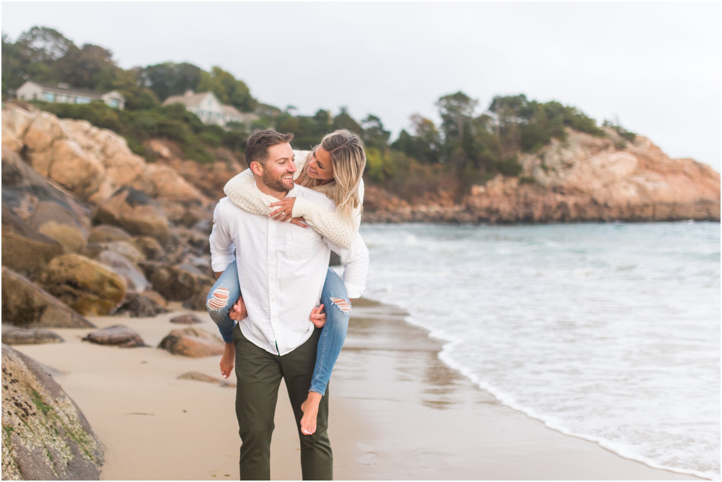 singing-beach-engagement-photos_0015.jpg