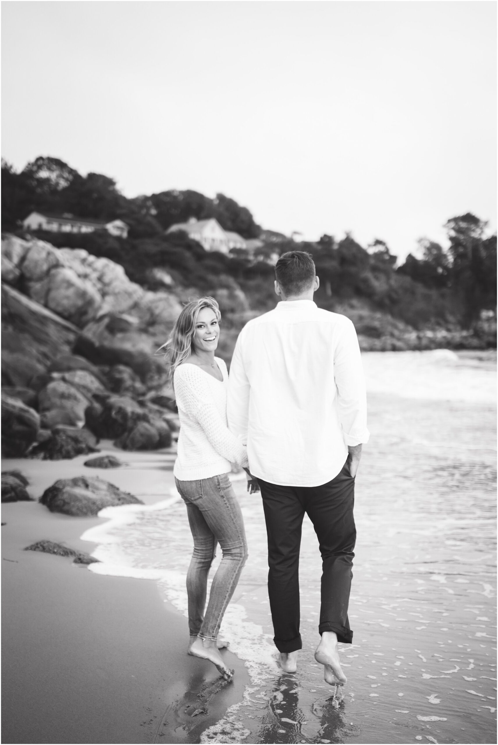 singing-beach-engagement-photos_0017.jpg