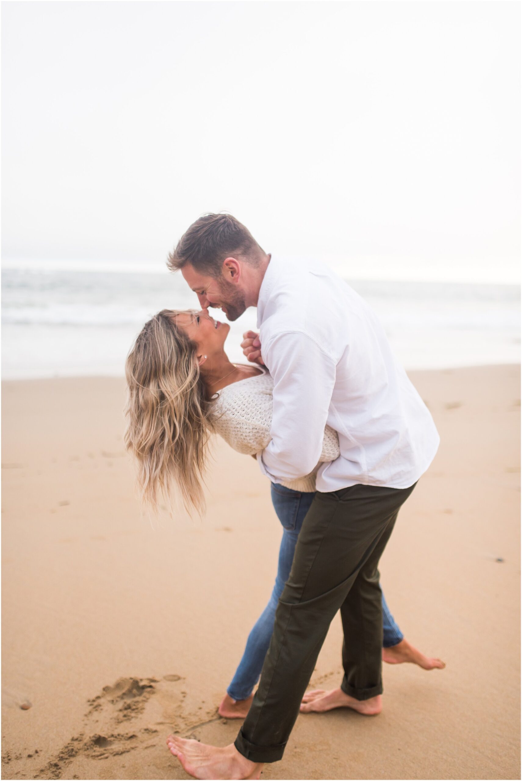 singing-beach-engagement-photos_0022.jpg