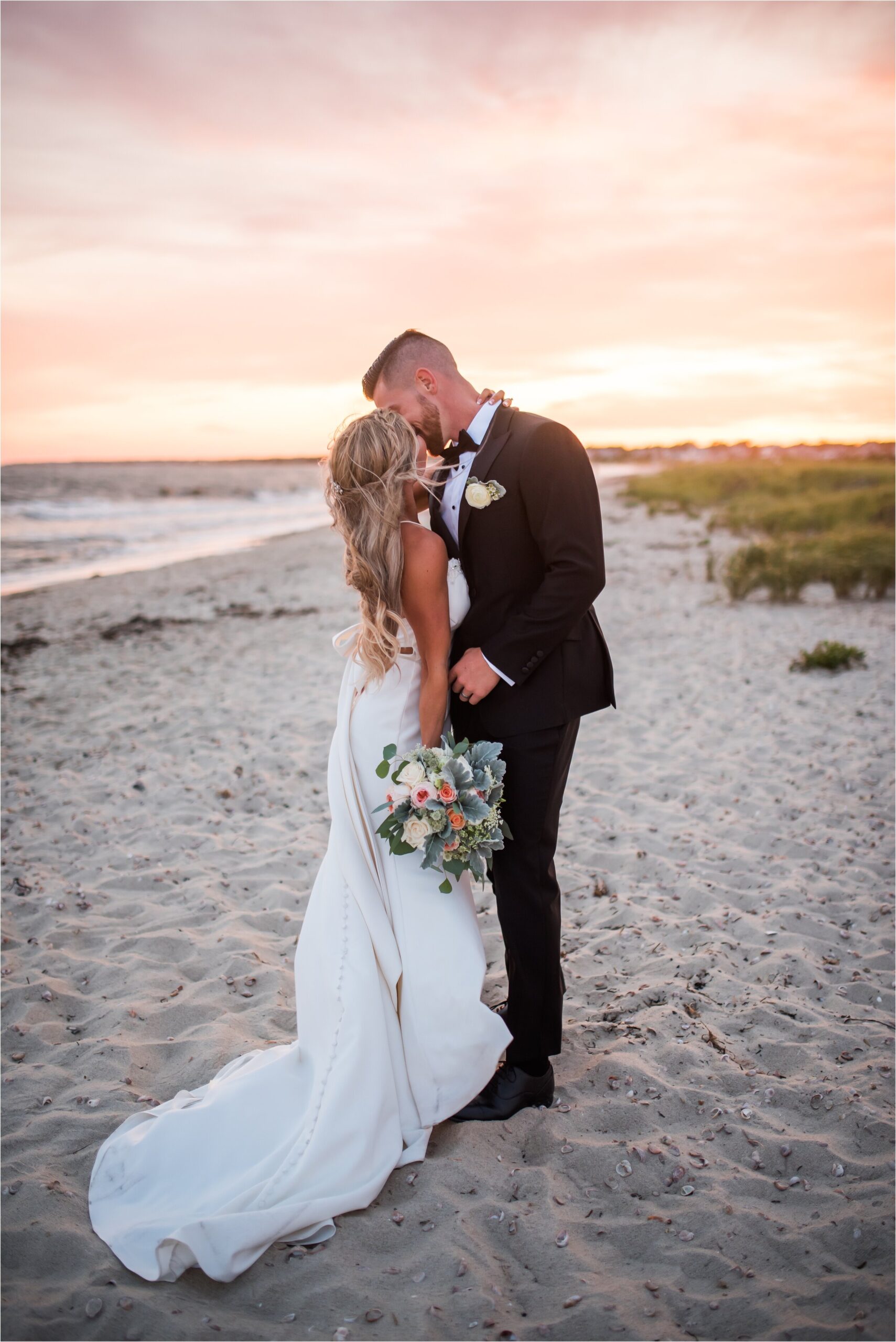 wychmere-beach-club-wedding_0076.jpg