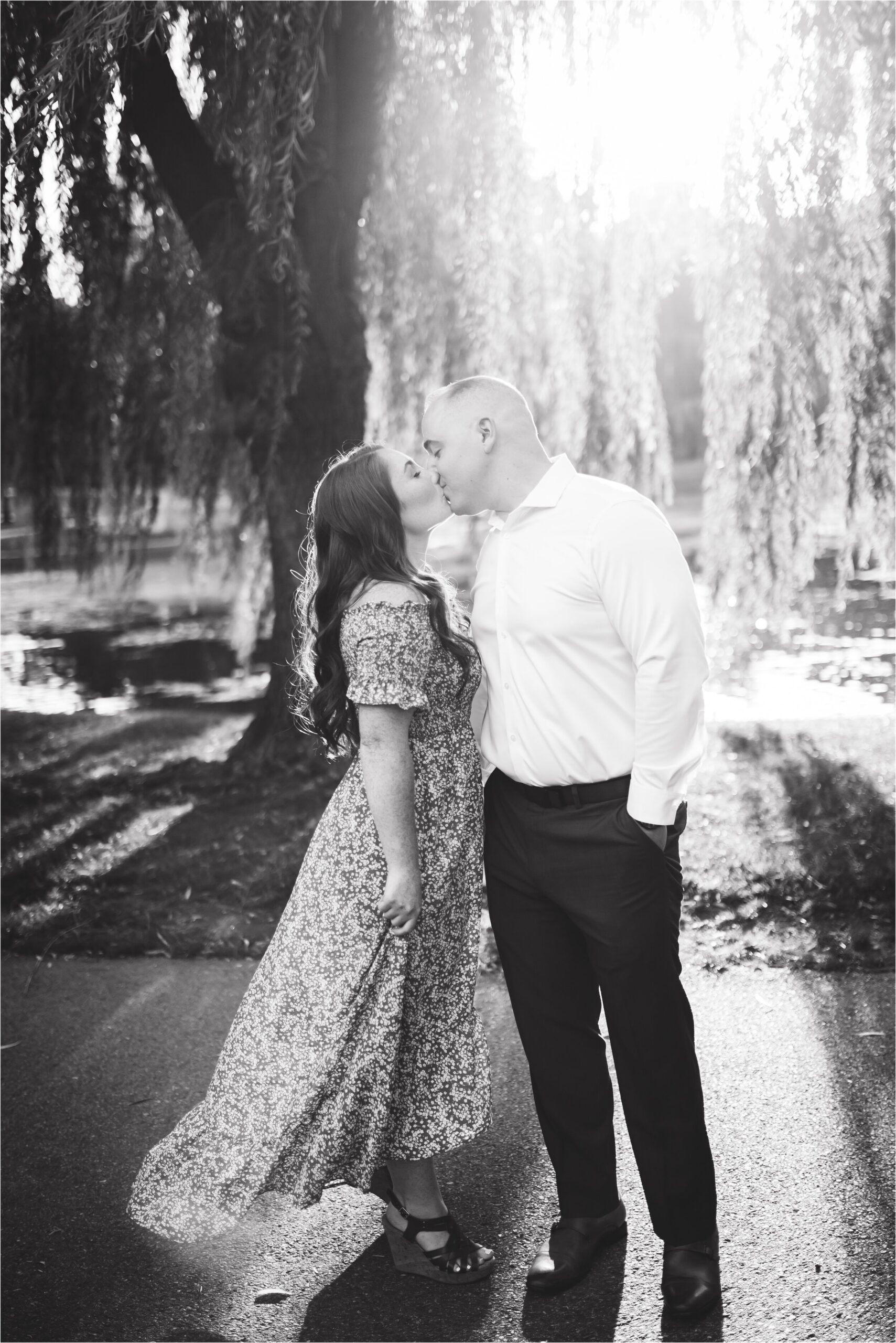 boston-public-garden-engagement-photos_0004.jpg