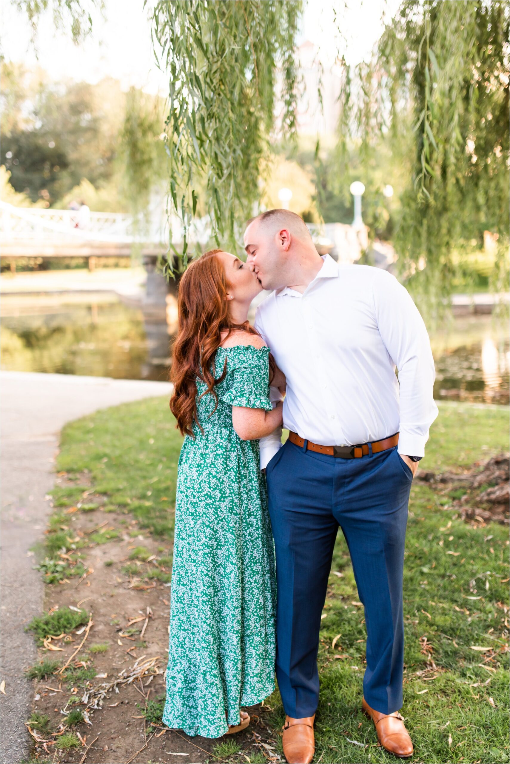 boston-public-garden-engagement-photos_0006.jpg