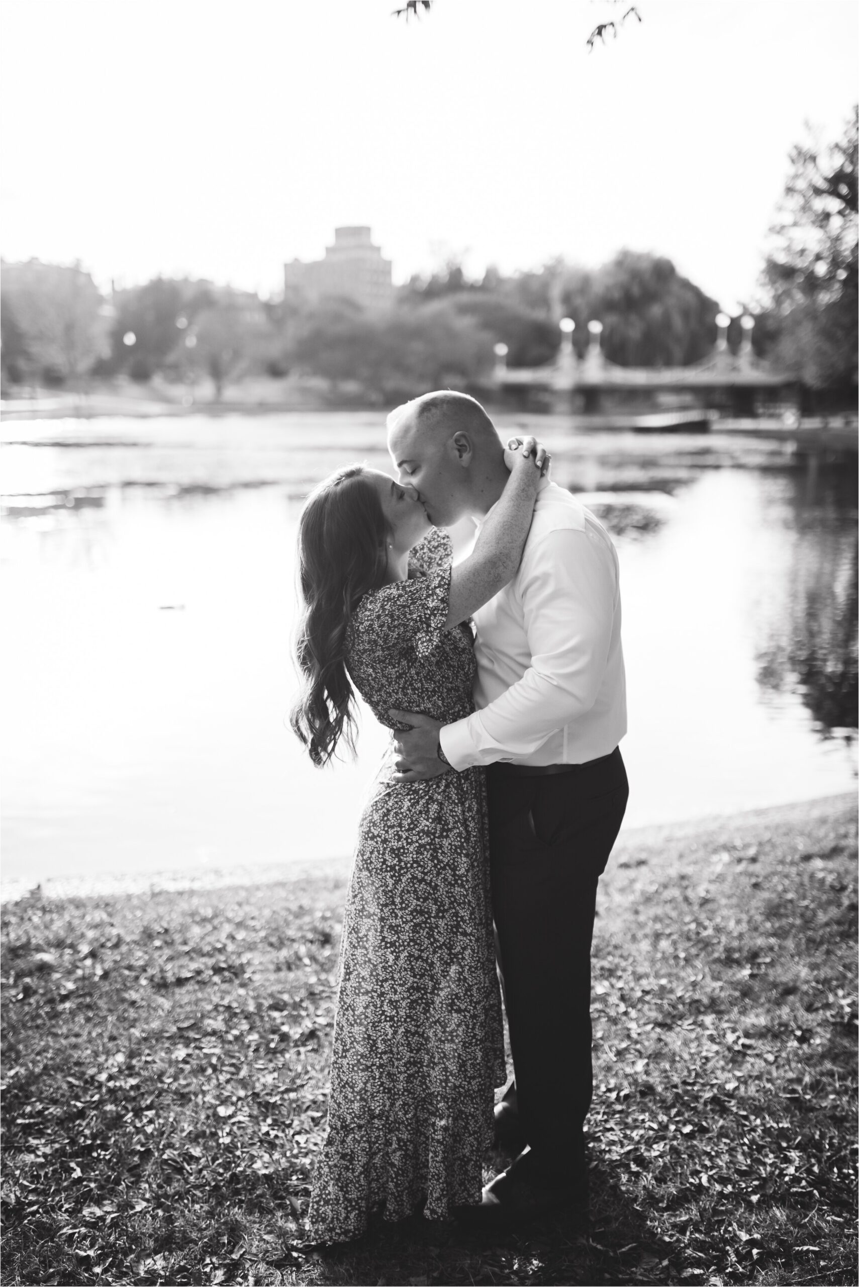 boston-public-garden-engagement-photos_0017.jpg