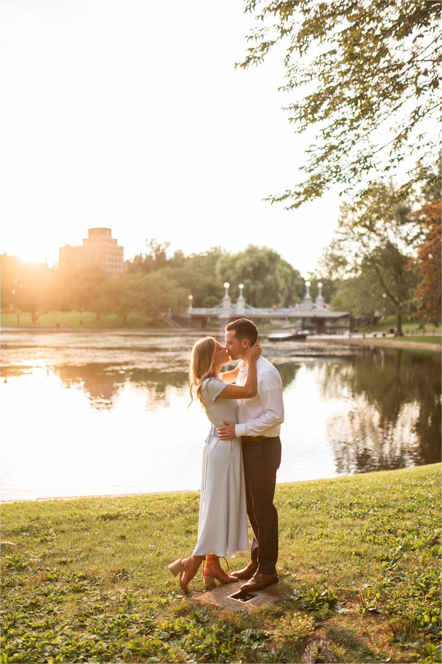 boston-public-garden-engagement-photos_0019.jpg