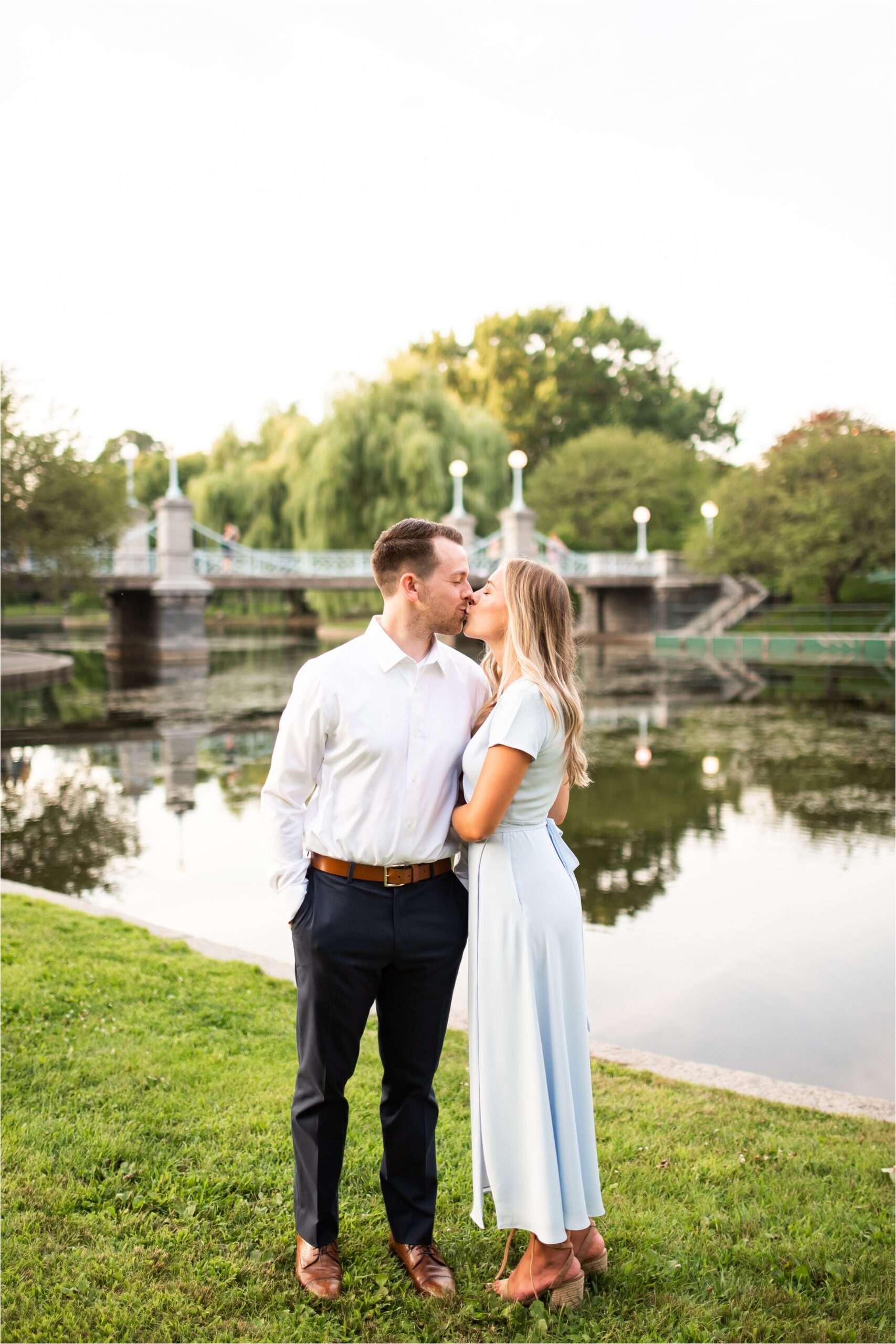 boston-public-garden-engagement-photos_0023.jpg