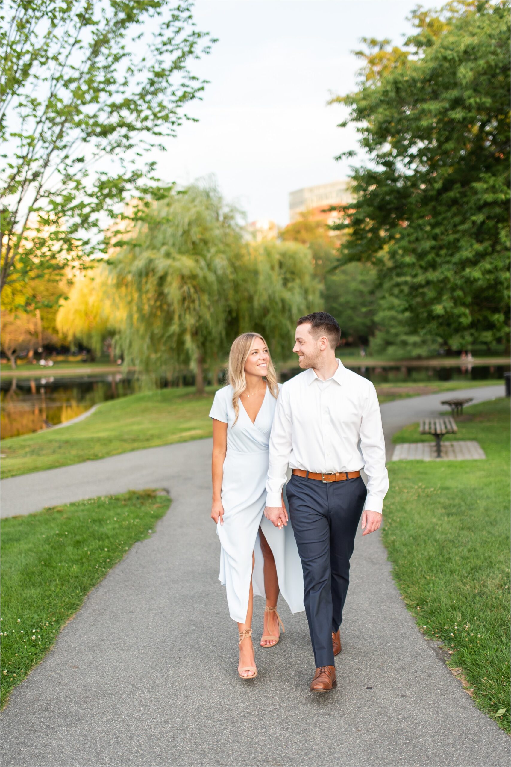 boston-public-garden-engagement-photos_0026.jpg