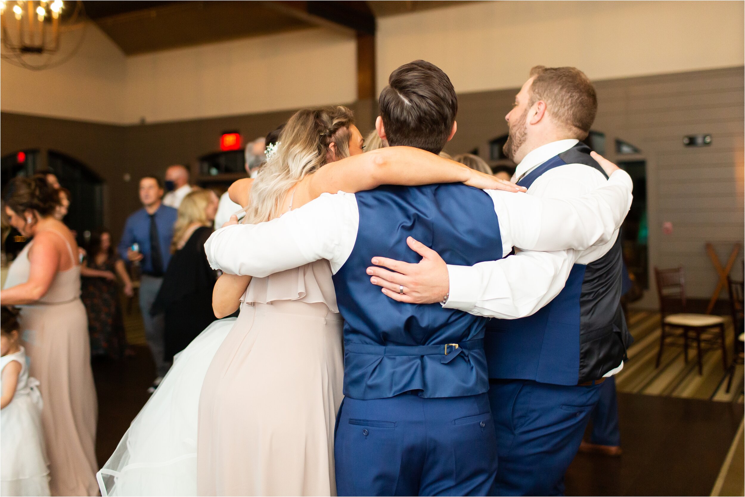 labelle-winery-wedding_0174.jpg