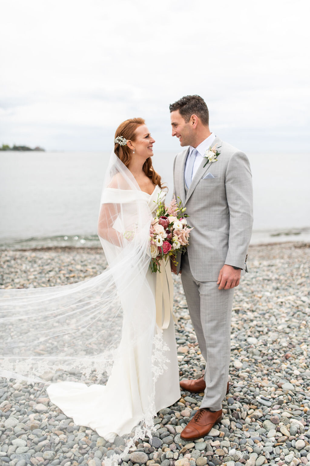 oceanview_of_nahant_wedding-31.jpg