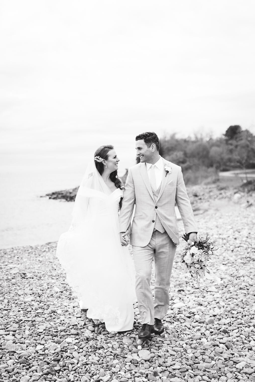 oceanview_of_nahant_wedding-48.jpg