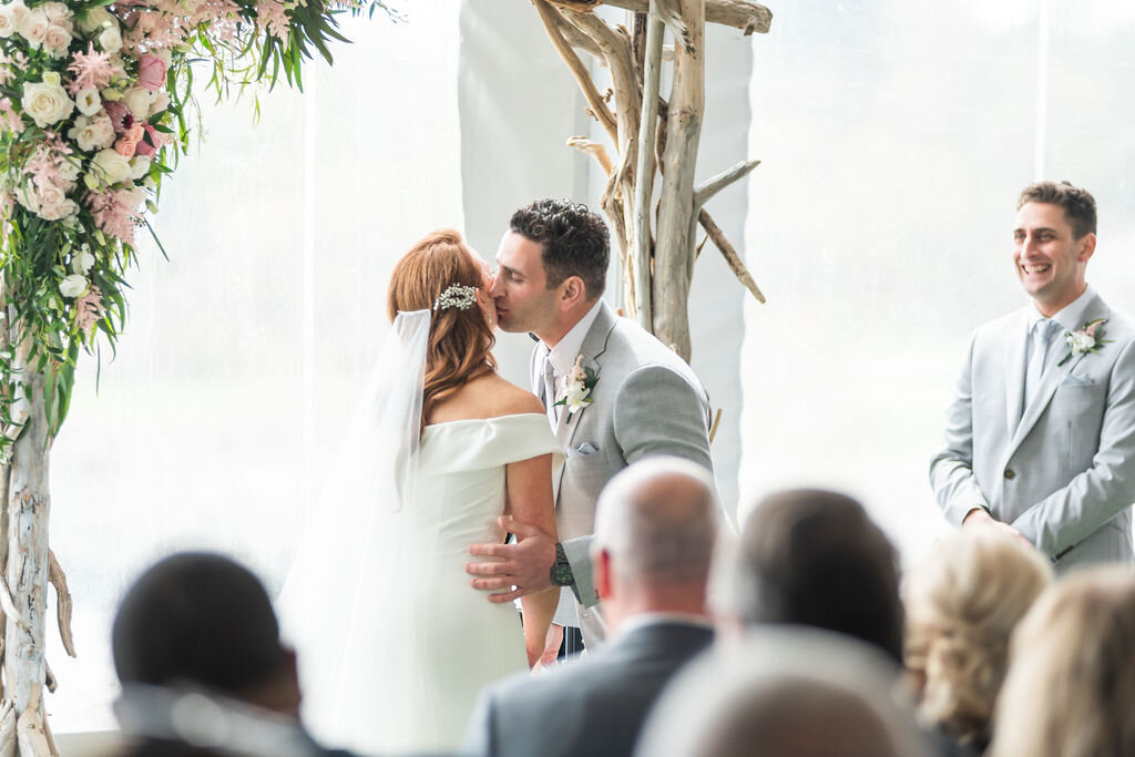 oceanview_of_nahant_wedding-69.jpg