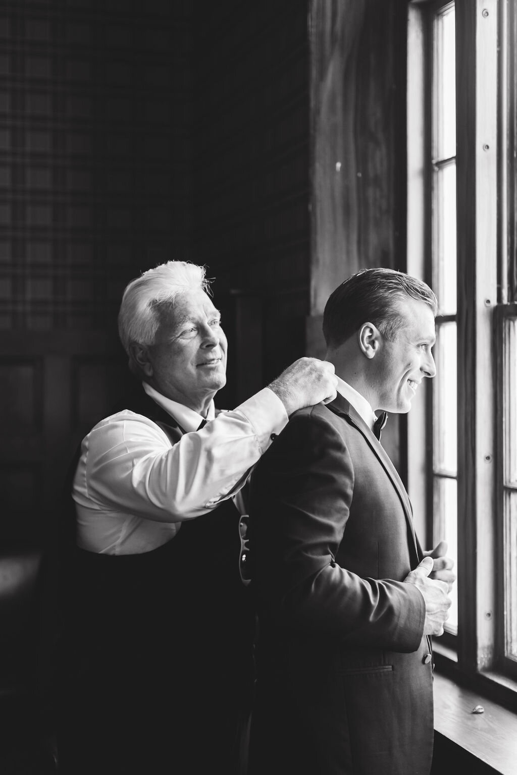 Guys_Getting-Ready-27.jpg