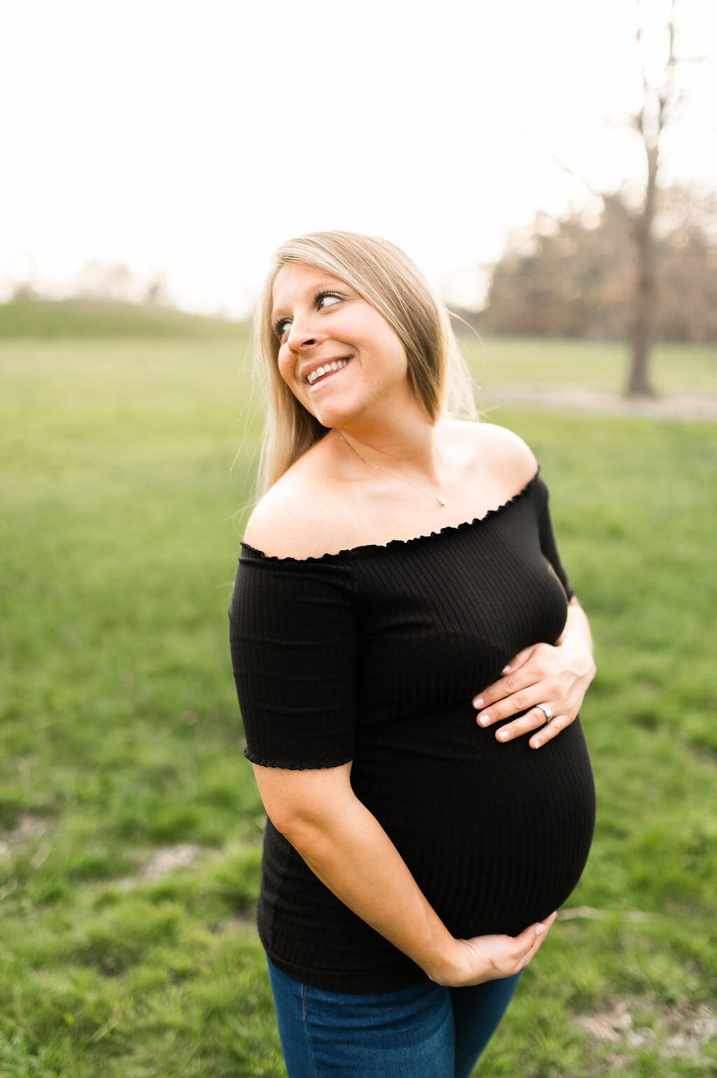 Molly_Maternity_2021-37.jpg