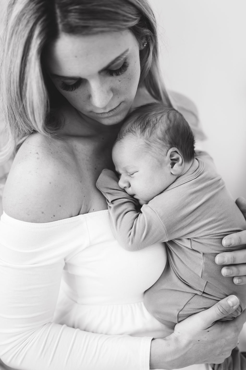 Adrian_Newborn-126.jpg