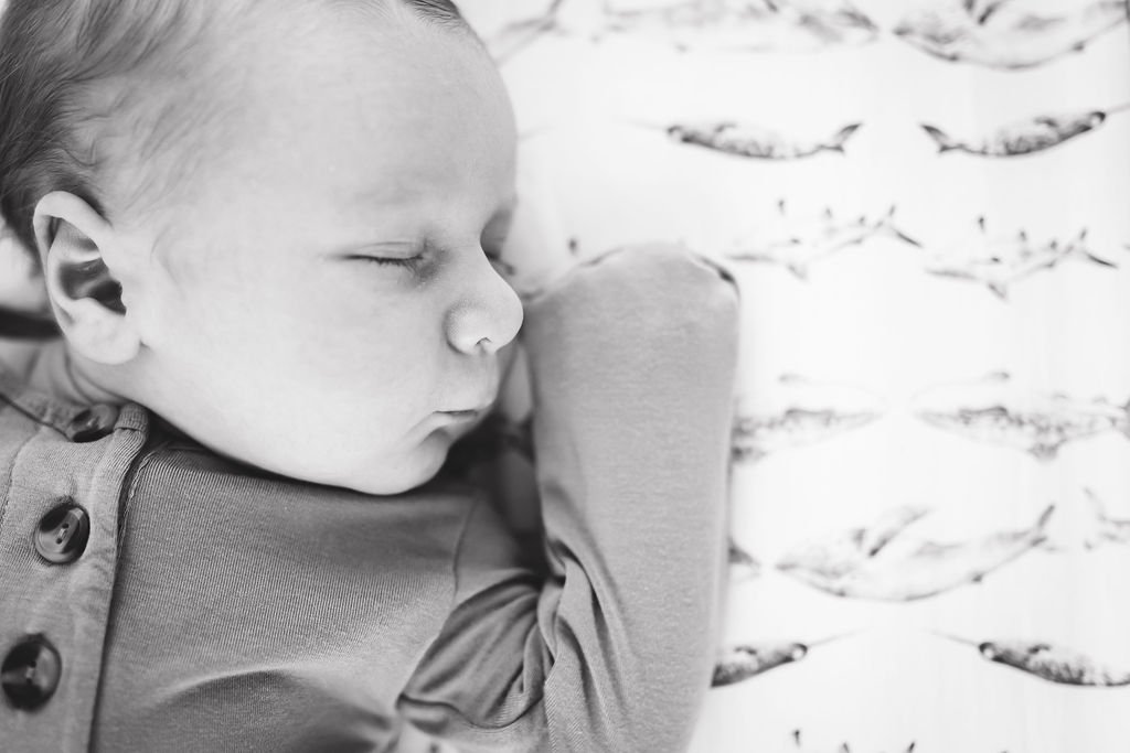 Adrian_Newborn-174.jpg