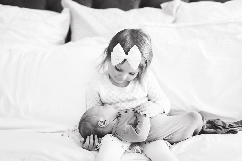 Adrian_Newborn-245.jpg