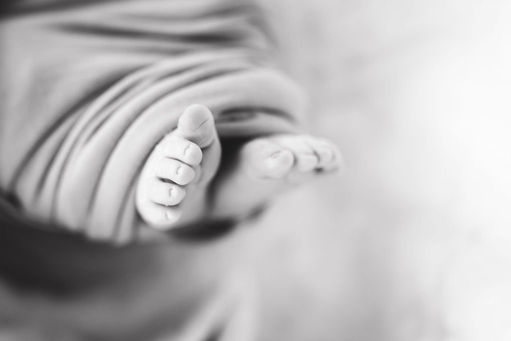 Adrian_Newborn-264.jpg